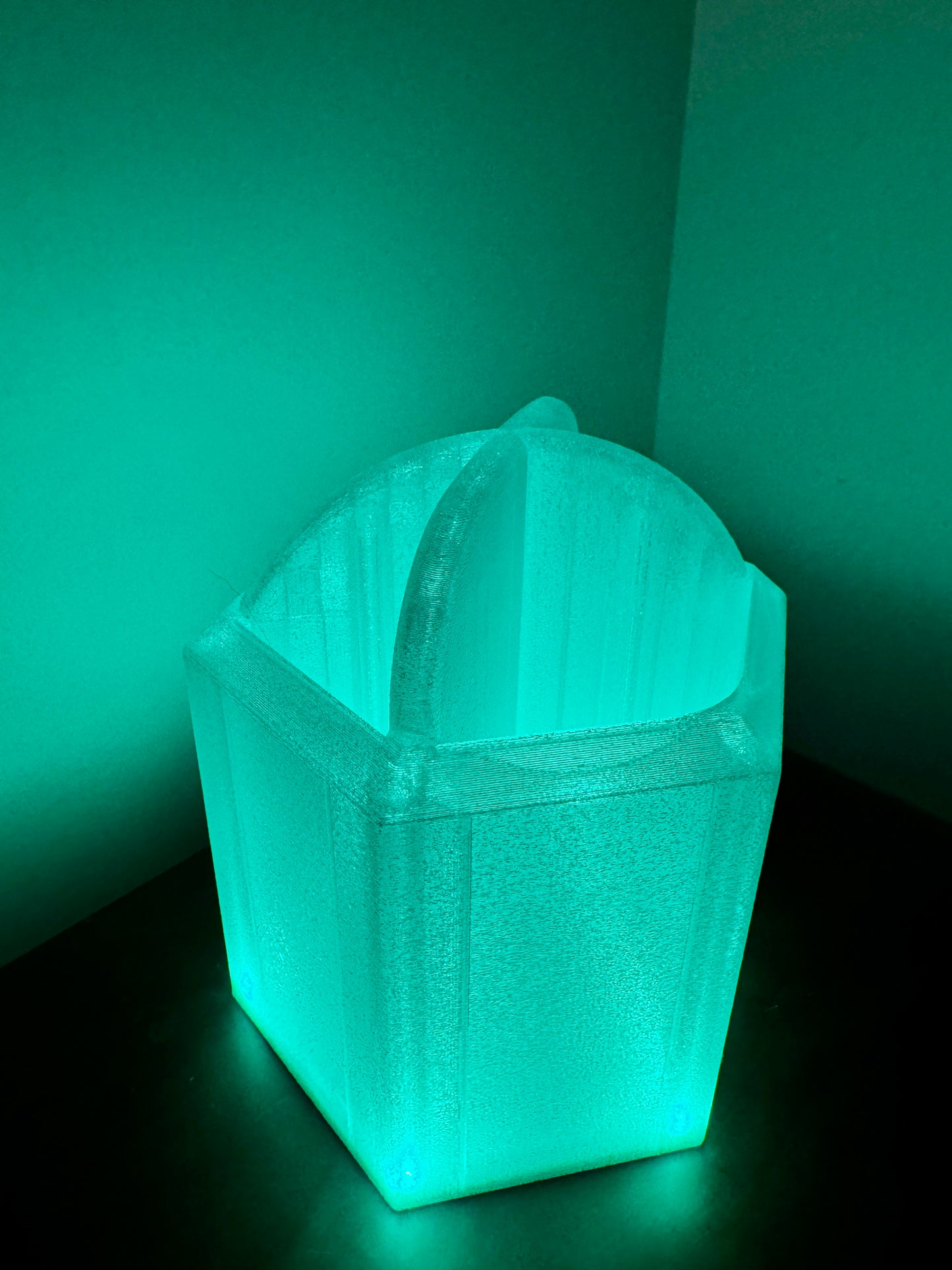 PrismHolder